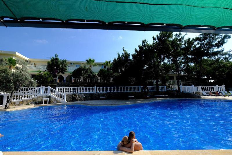 Larissa Hill Beach Hotel Konaklı Buitenkant foto